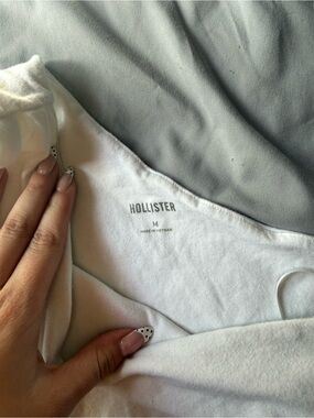 Hollister Women's White Scoop Tank Top
